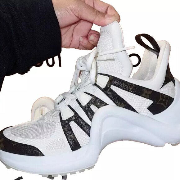 ** Louis Vuitton** LV Archlight Monogram Sneakers** 40 with Authentication - Picture 8 of 16